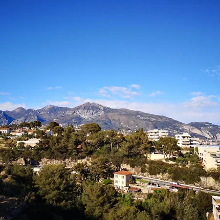 Large 2-room, Sea View, Well Exposed * Roquebrune-Cap-Martin